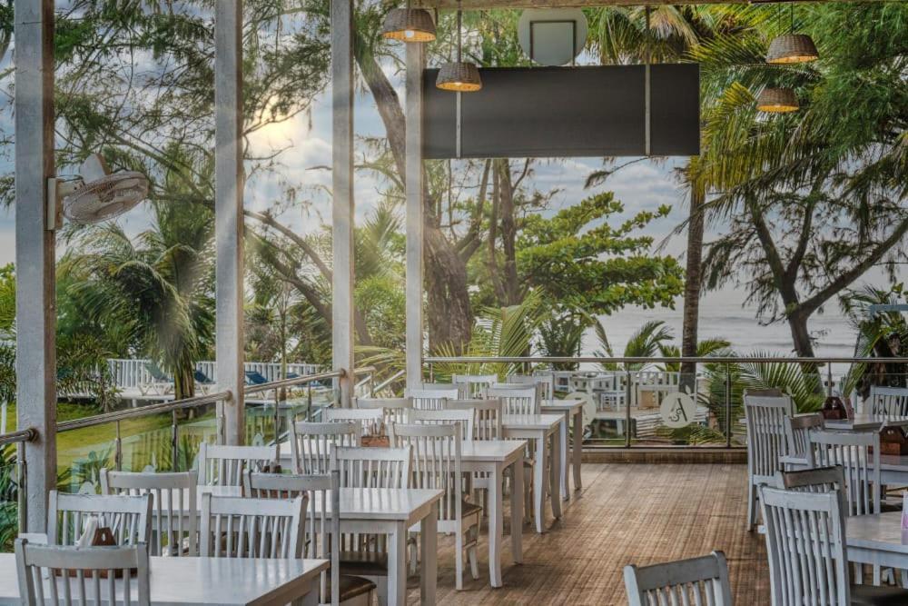 Foxoso La Beach Resort & Spa Gamle Goa Eksteriør bilde